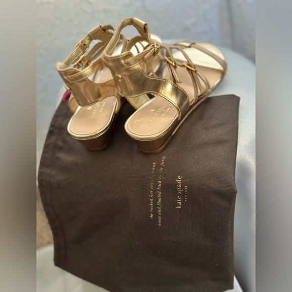 KATE SPADE ♠️- Gold Women's Sandals (7.5) ‼️NEW W/DUST BAG‼️ - Picture 14 of 14